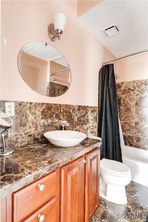 212 W Franklin St Unit#U102