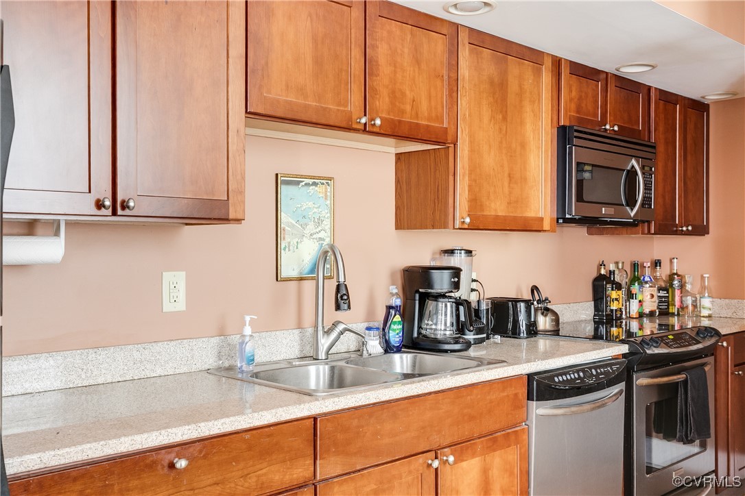 212 W Franklin St Unit#U102