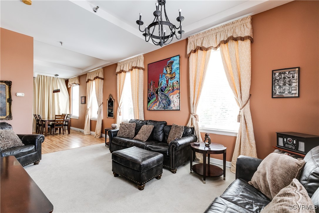 212 W Franklin St Unit#U102