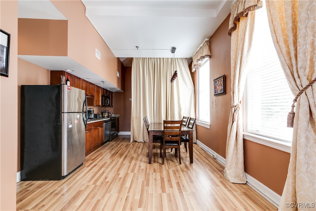 212 W Franklin St Unit#U102