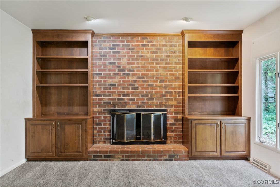 10605 Cloister Dr