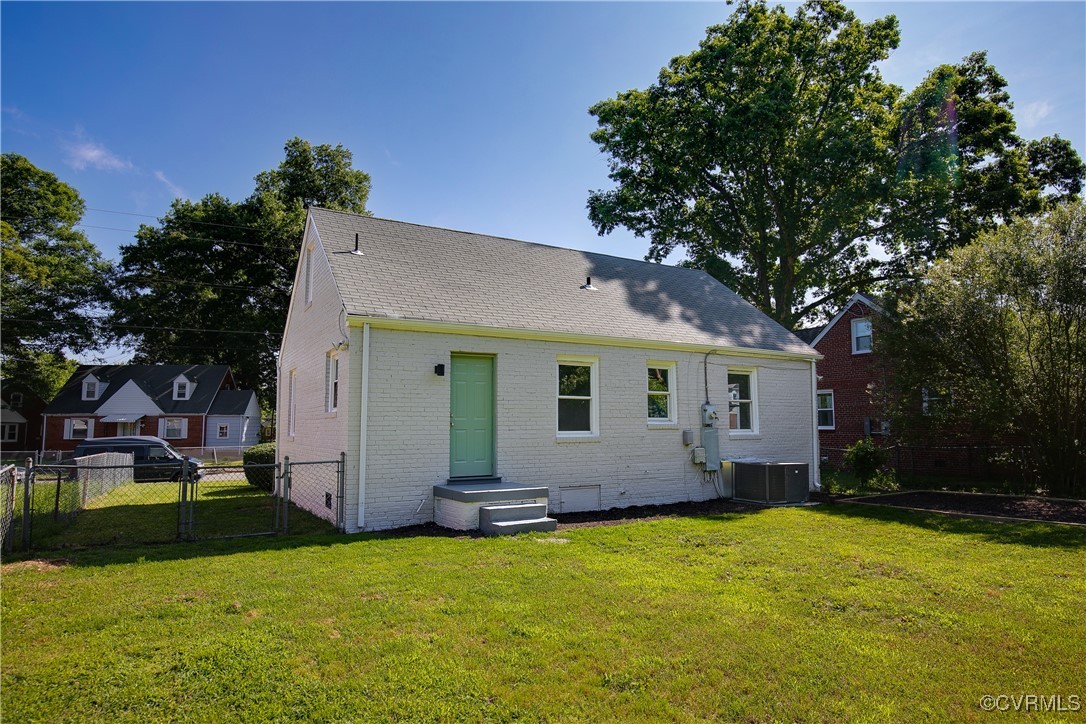 206 Larne Ave