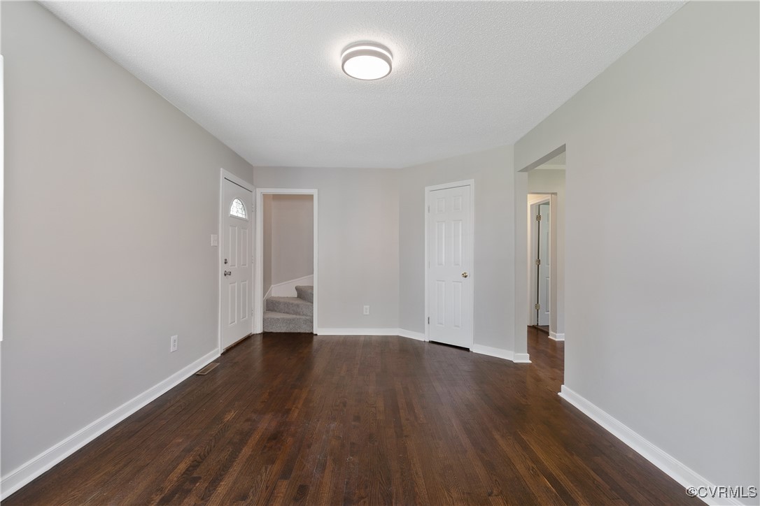 206 Larne Ave
