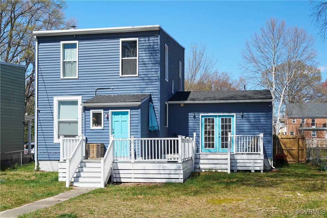 711 Arnold Ave