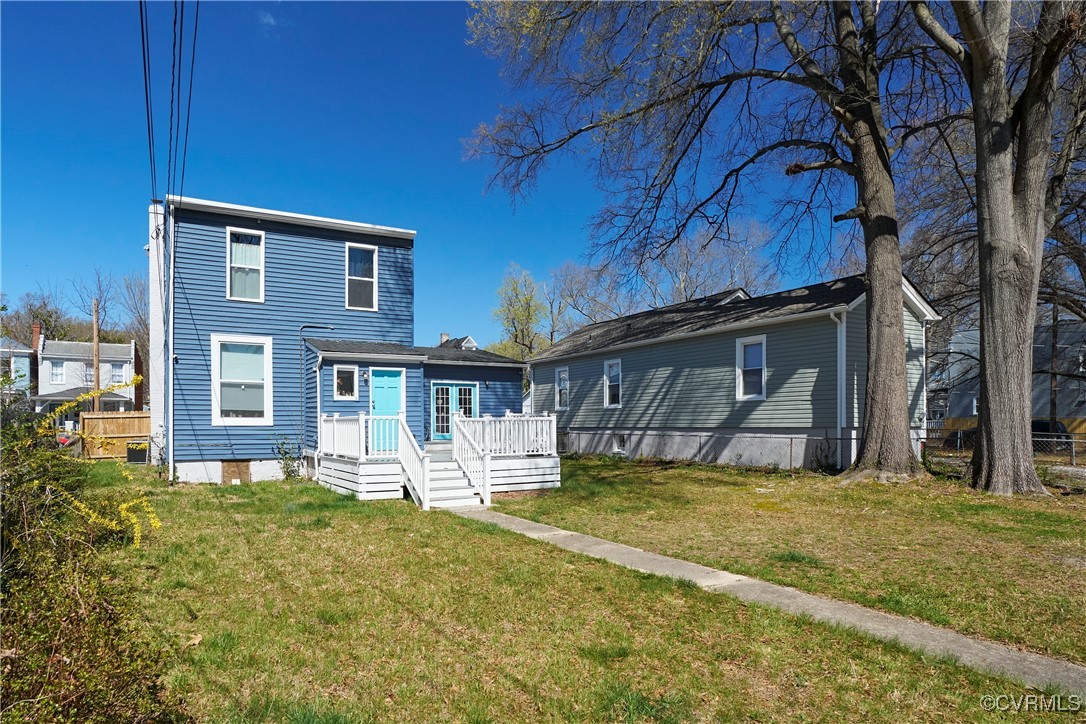 711 Arnold Ave