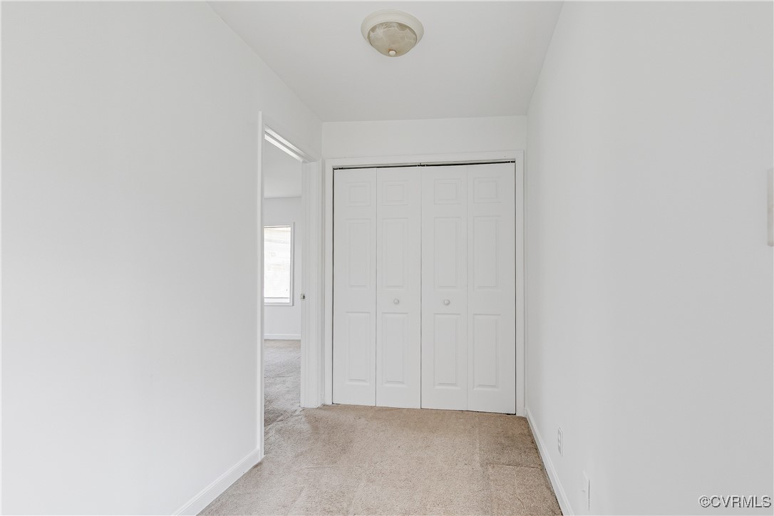 63 W 27th St