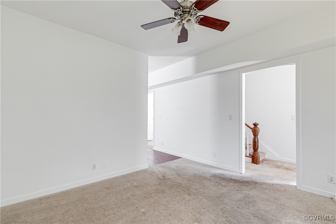 63 W 27th St