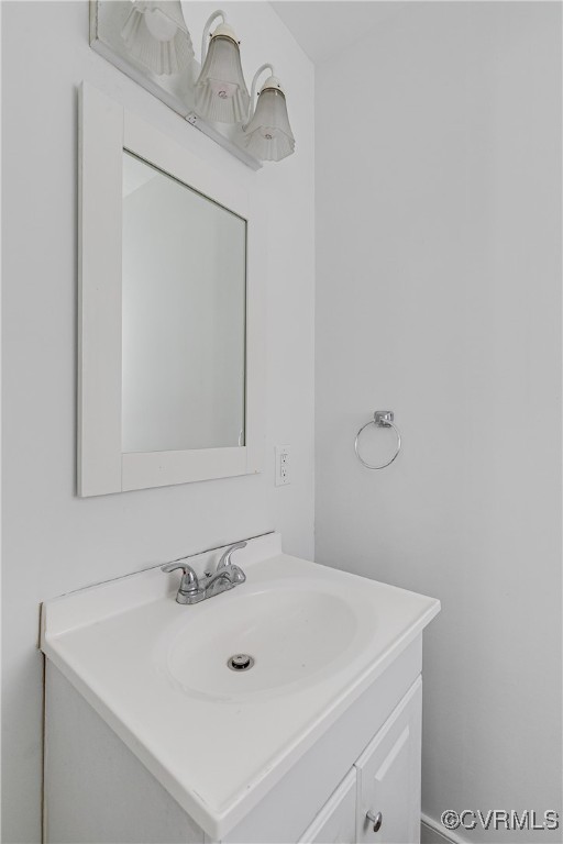 63 W 27th St
