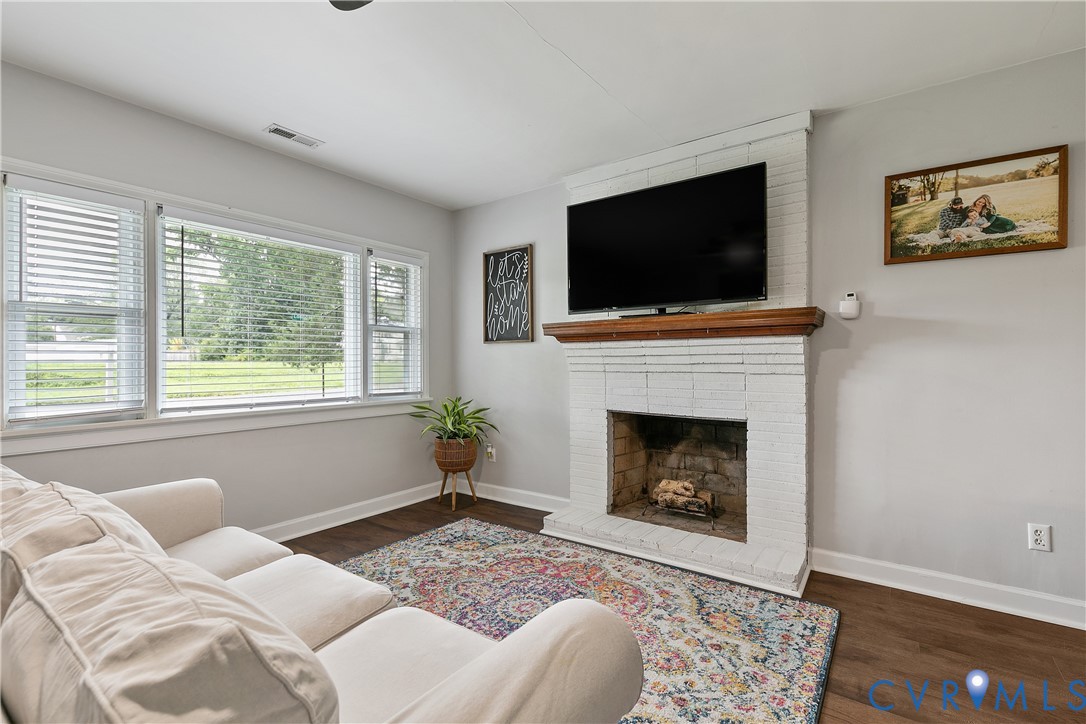 1423 Connecticut Ave