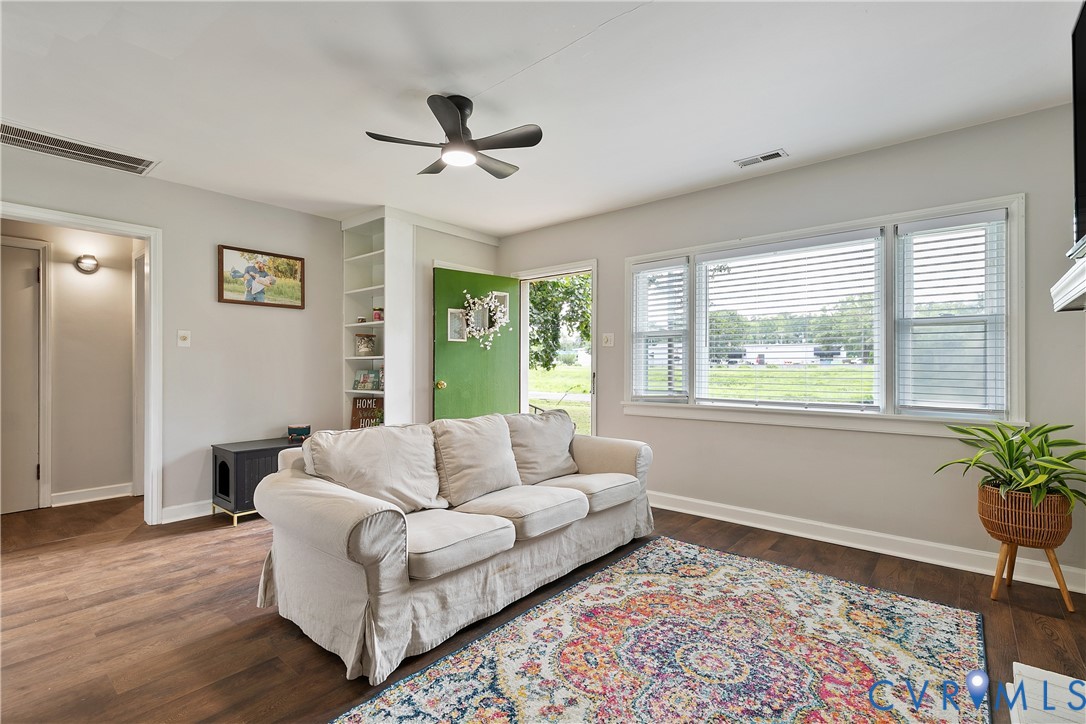 1423 Connecticut Ave