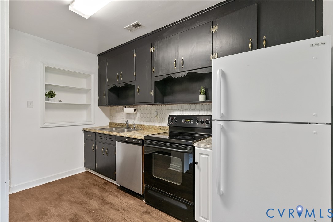 1423 Connecticut Ave