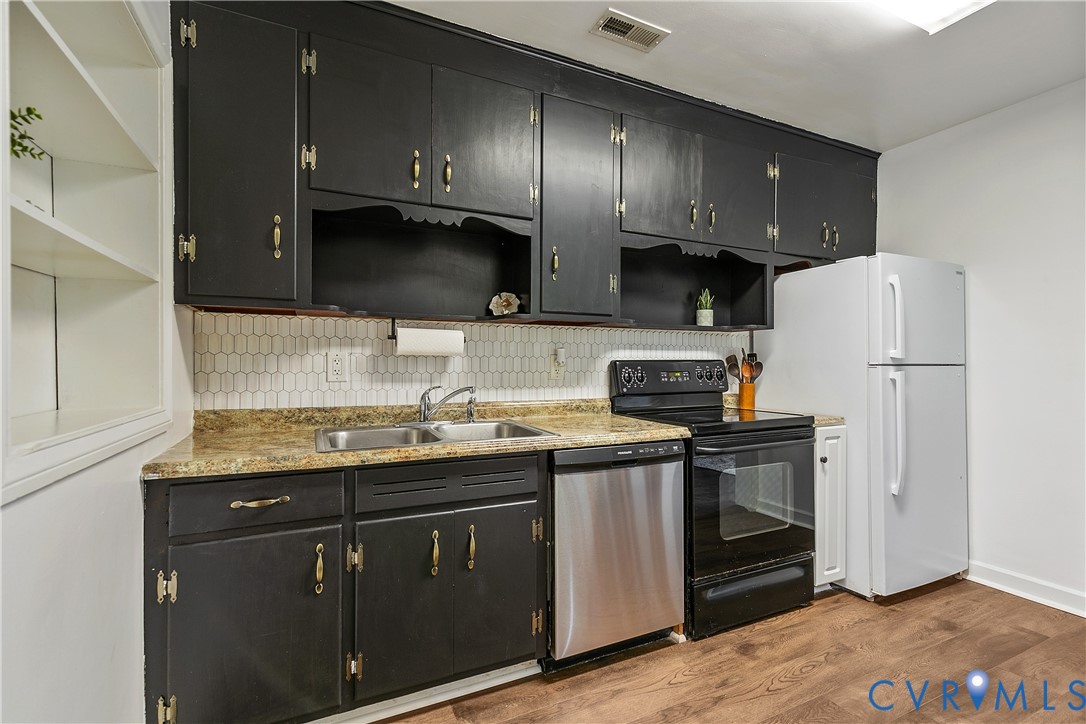 1423 Connecticut Ave