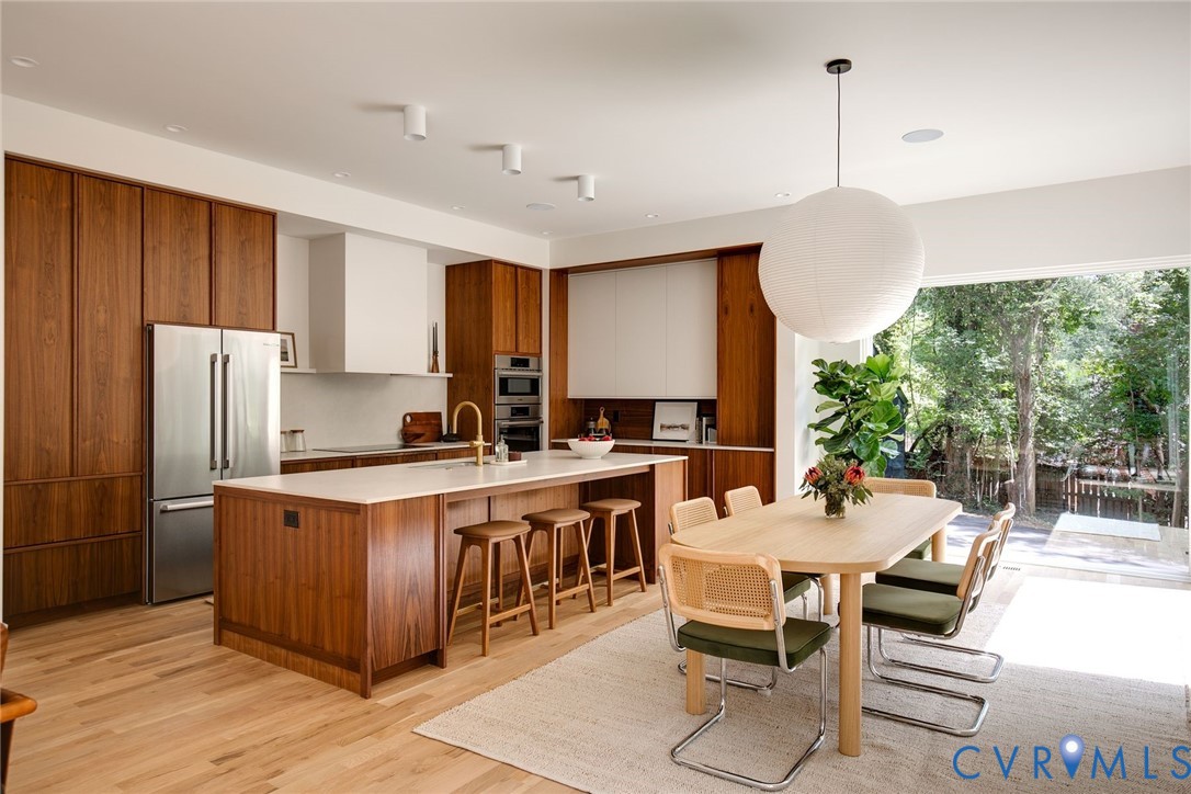 7438 Cherokee Rd
