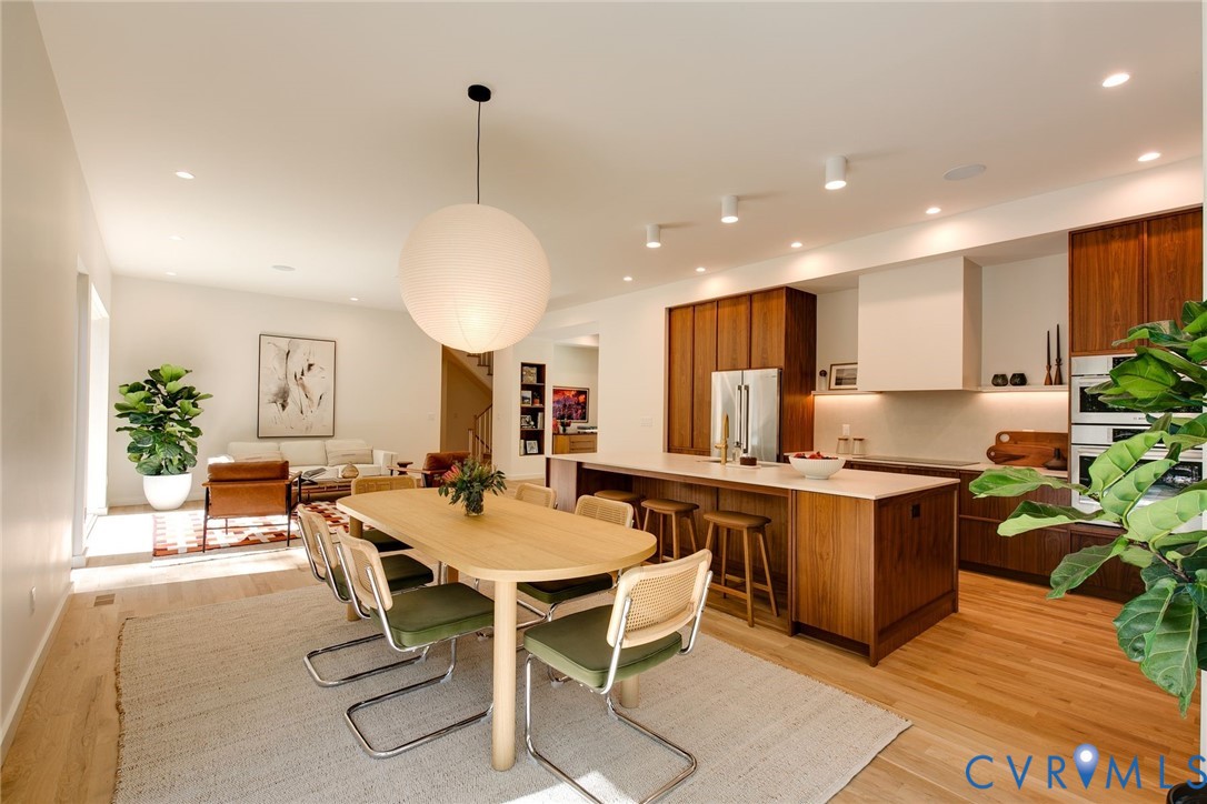 7438 Cherokee Rd