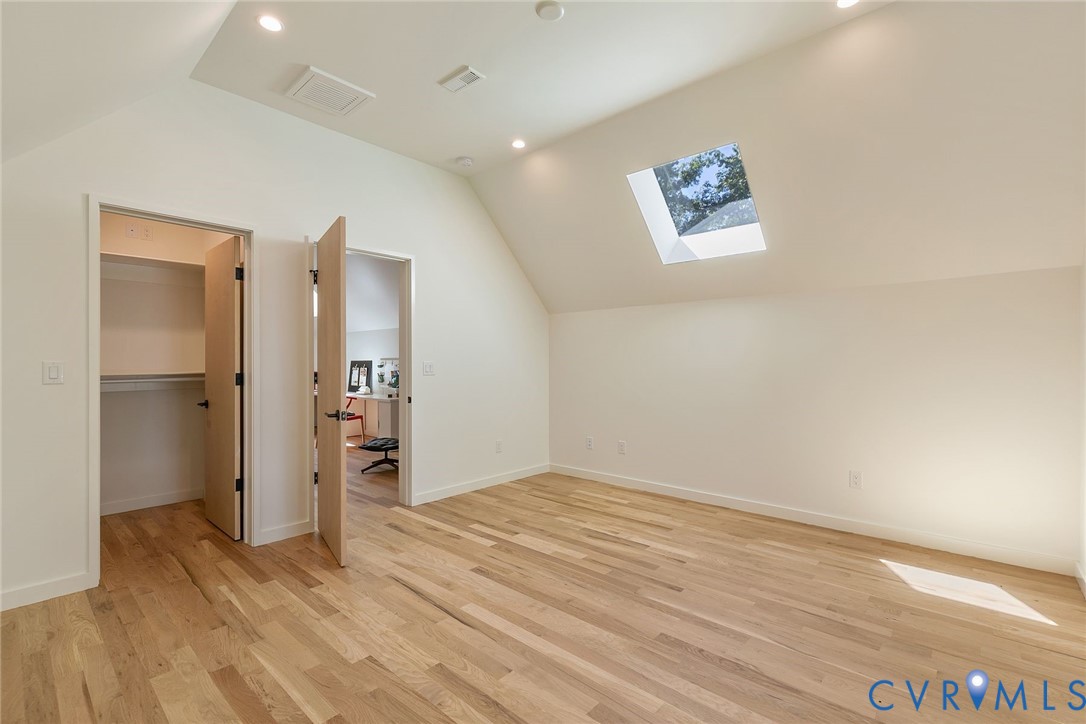 7438 Cherokee Rd