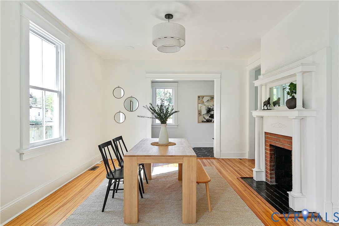 514 W 25th St