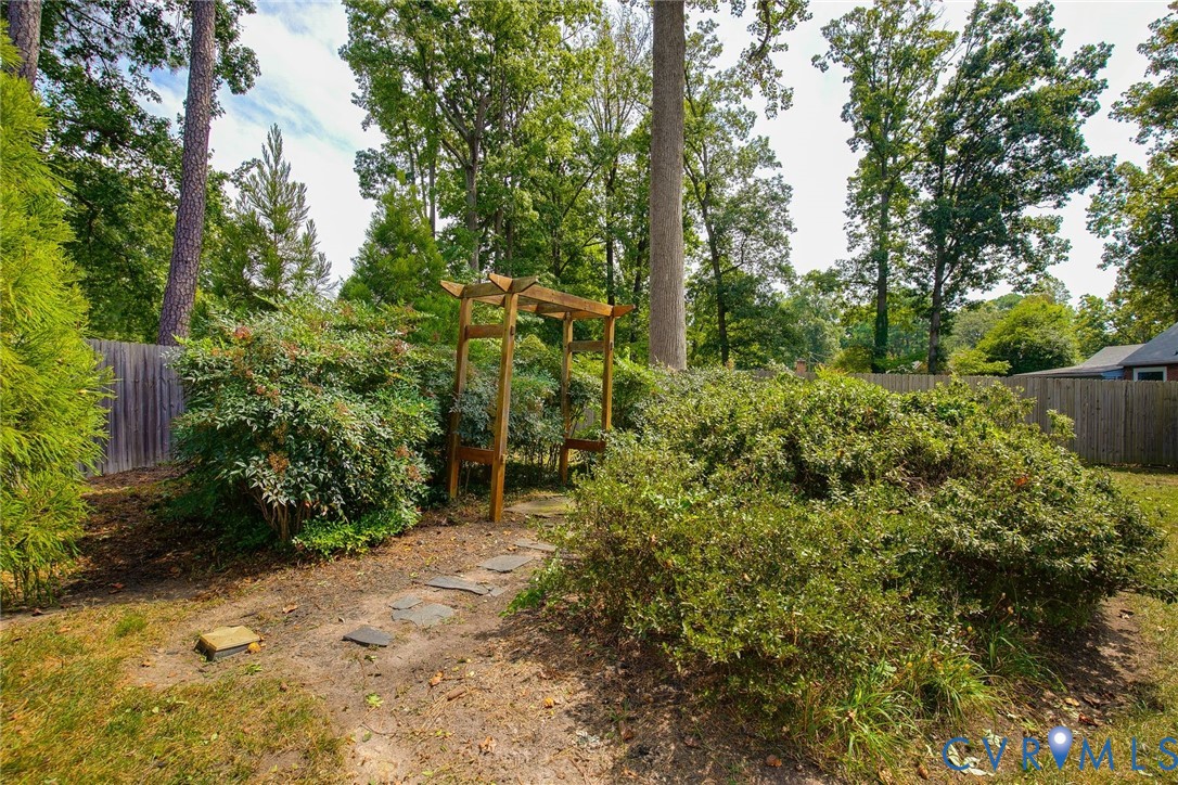 8310 Bronwood Rd