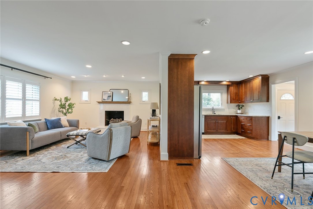8310 Bronwood Rd
