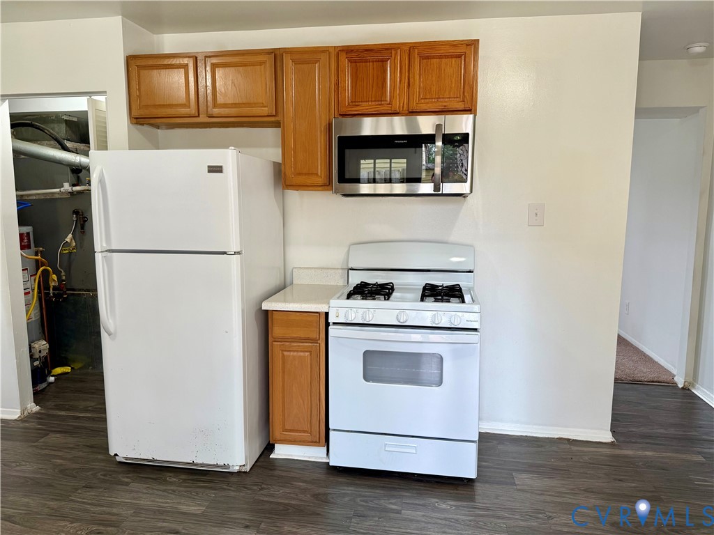 405 Roxana Rd
