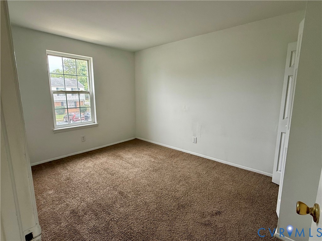 405 Roxana Rd