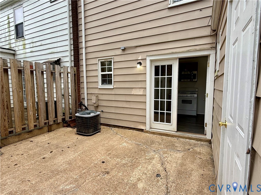 405 Roxana Rd