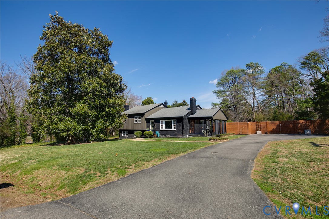 3121 Westgate Dr