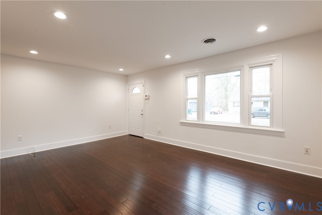 222 S Cedar Ave