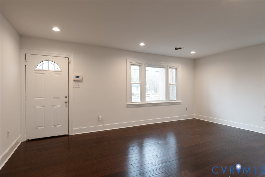 222 S Cedar Ave