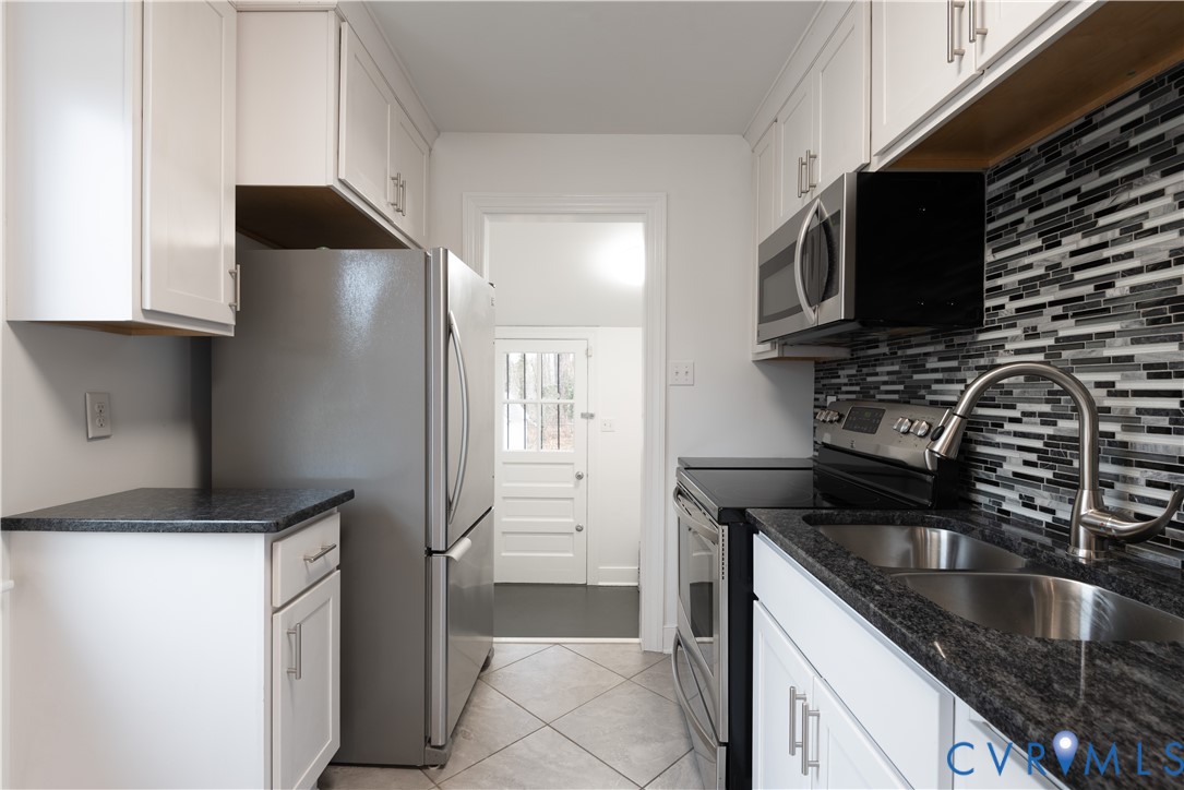 222 S Cedar Ave