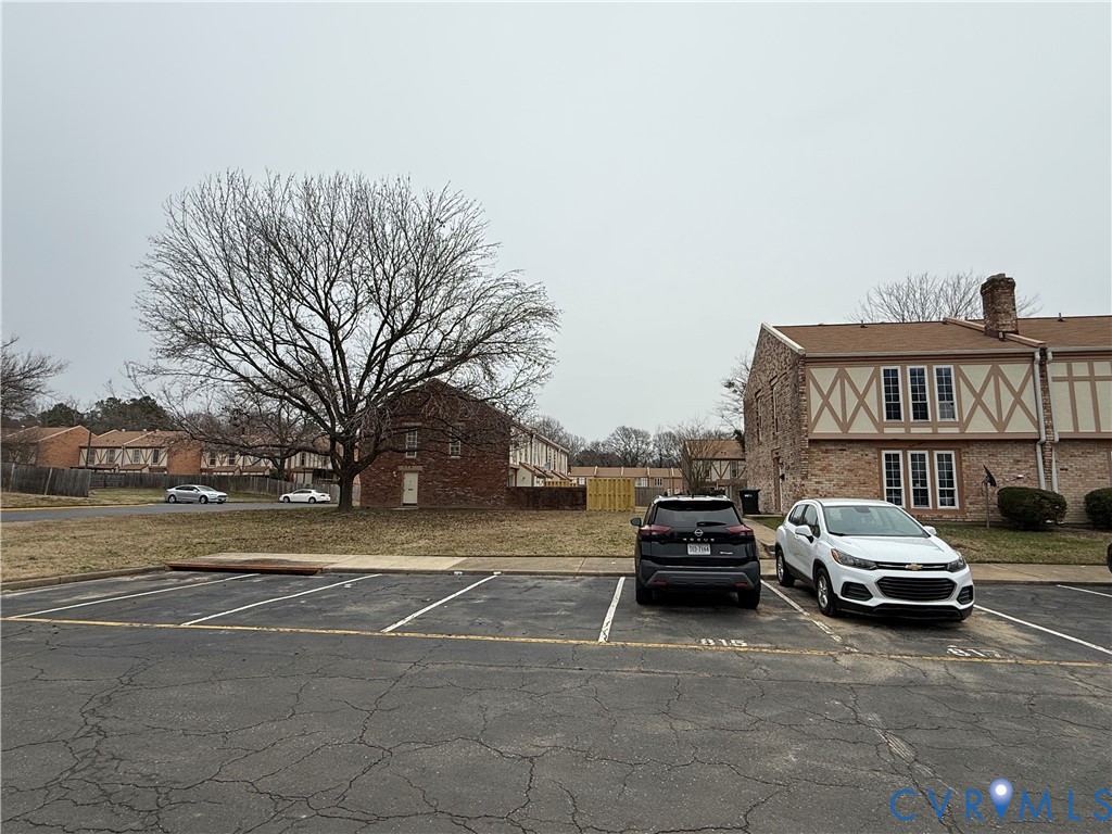 821 Pleasant St
