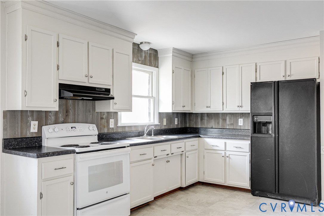 3030 Clintwood Rd