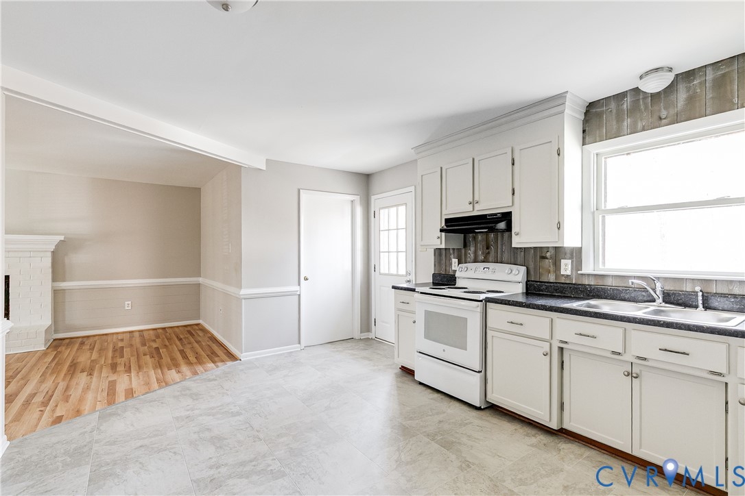 3030 Clintwood Rd
