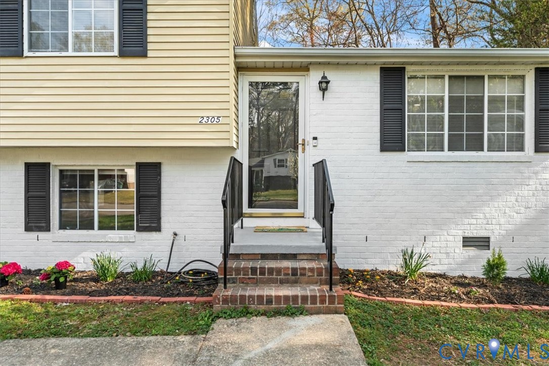2305 Edenbrook Dr