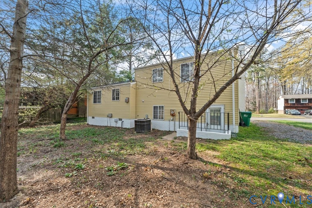 2305 Edenbrook Dr