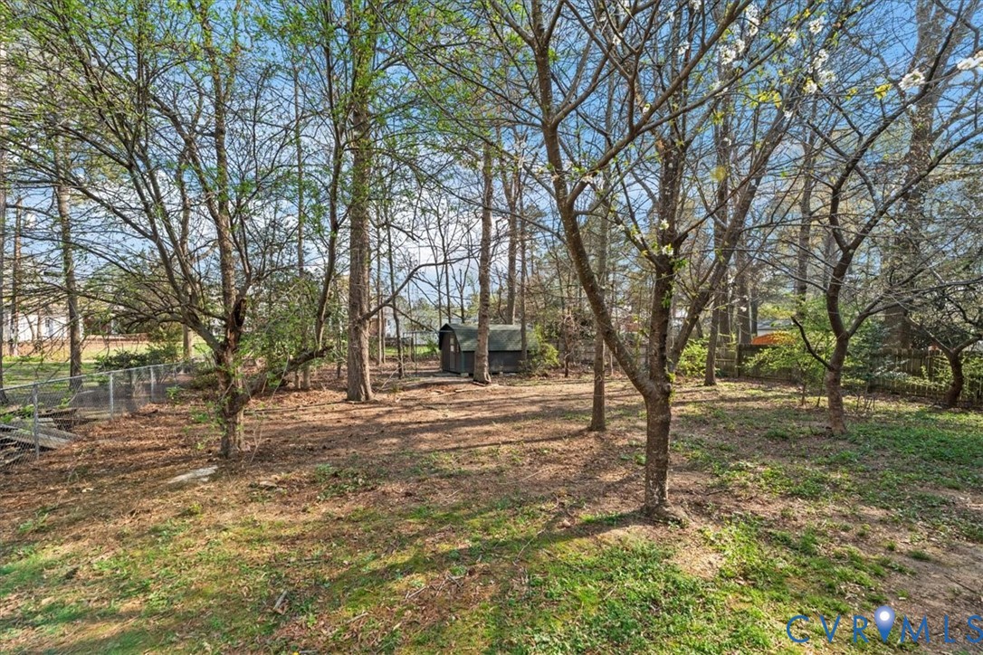 2305 Edenbrook Dr
