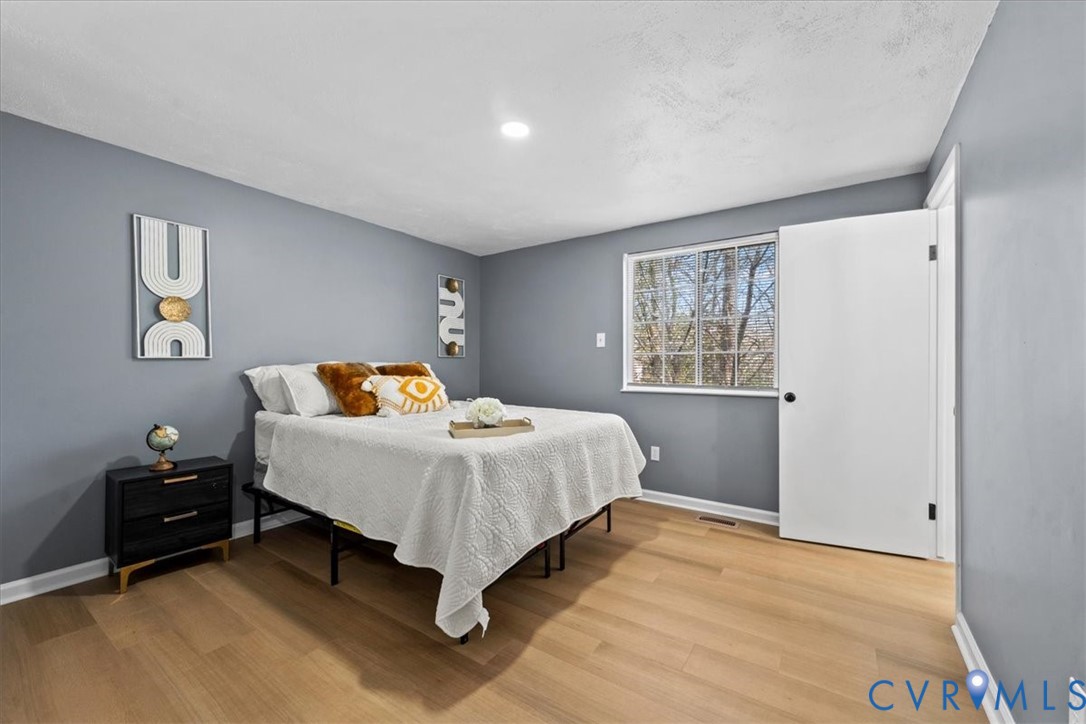 2305 Edenbrook Dr