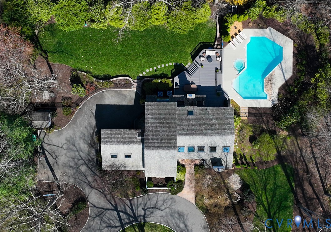 9300 S Mooreland Rd