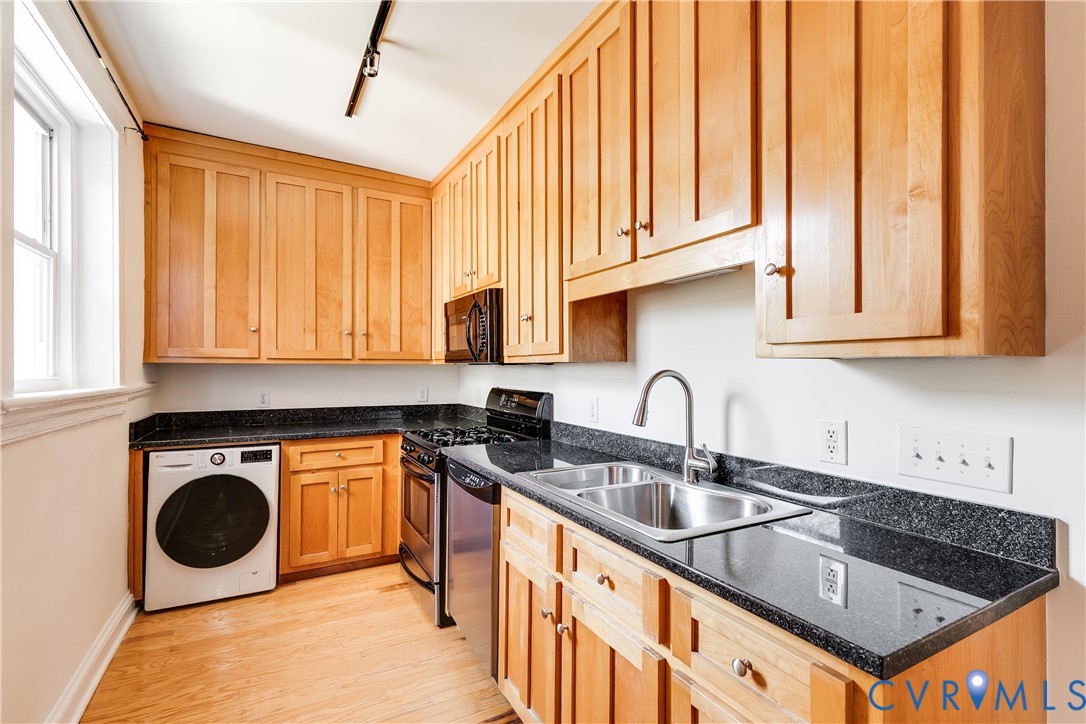 1600 Grove Ave Unit#U4