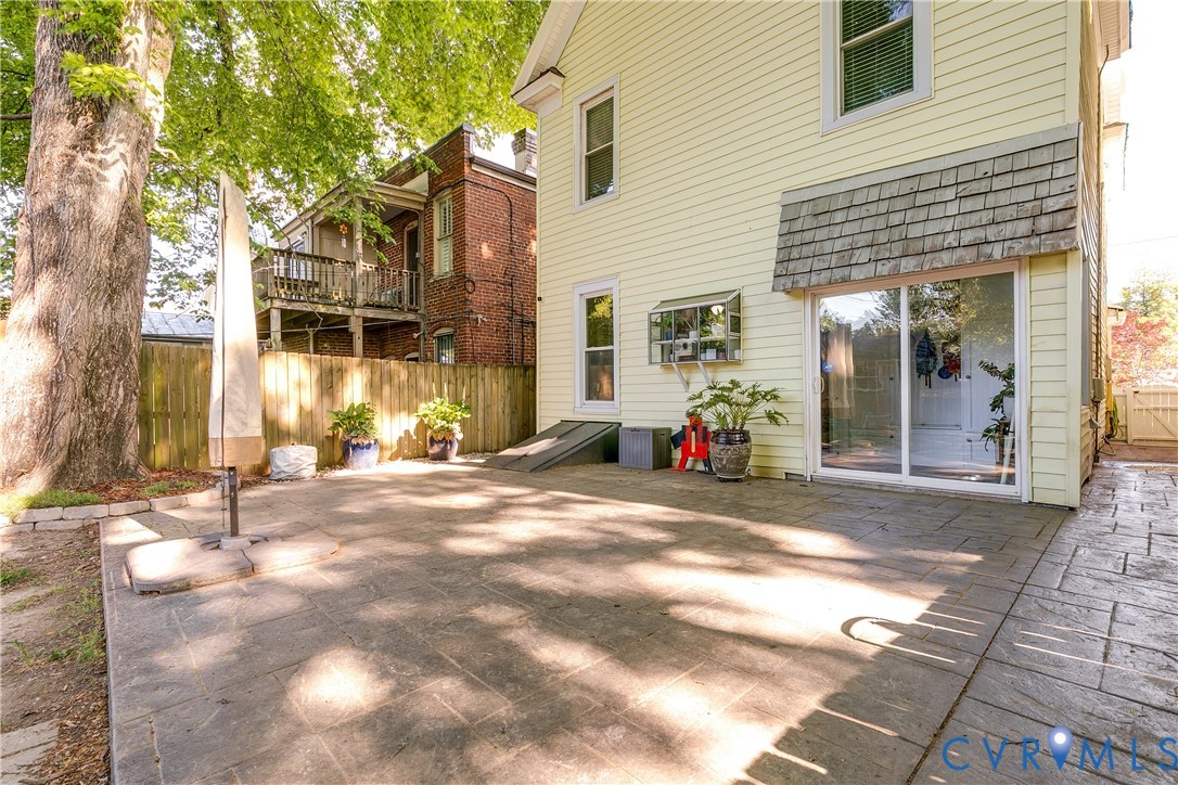 3205 Floyd Ave