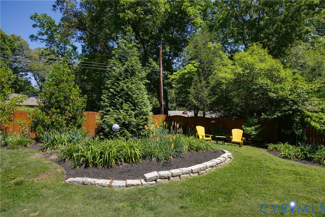 8314 Charlise Rd