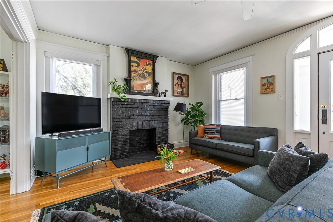 200 S Mulberry St