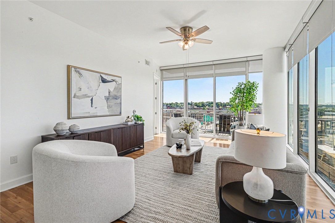 301 Virginia St Unit#U1214