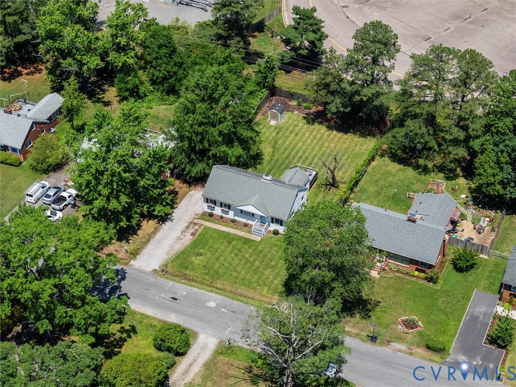 8724 Holly Hill Rd