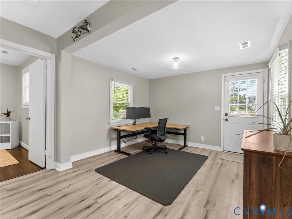 8724 Holly Hill Rd