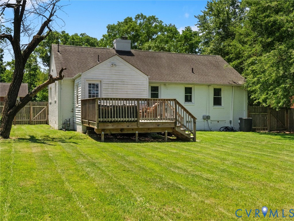 8724 Holly Hill Rd