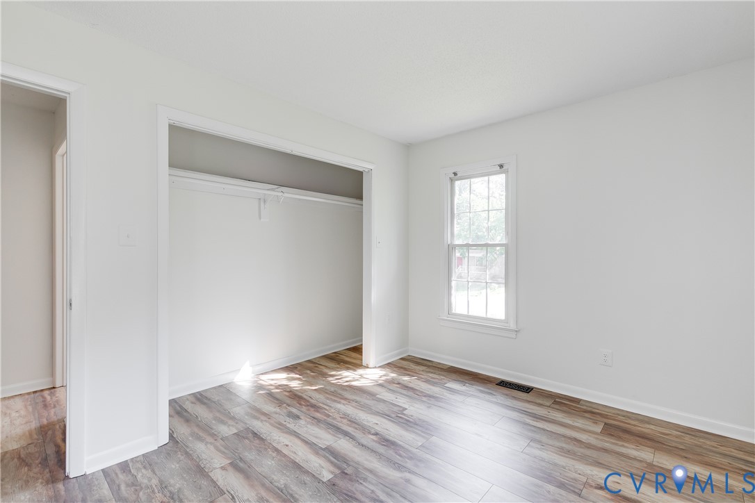 2016 Cedarhurst Dr