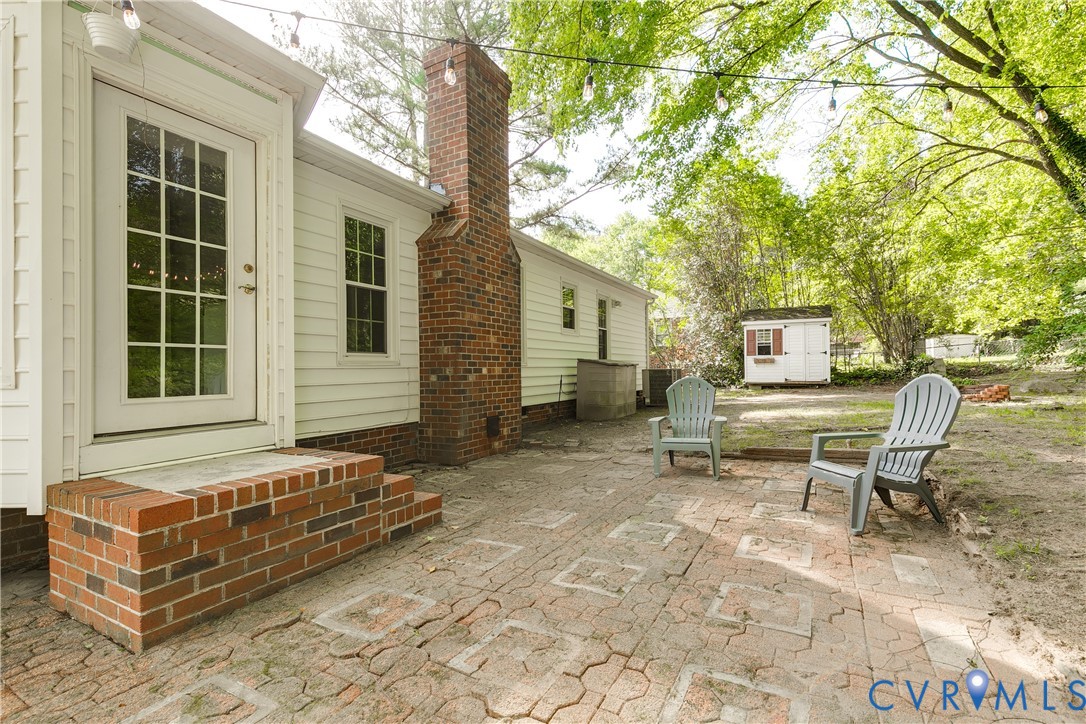 2016 Cedarhurst Dr