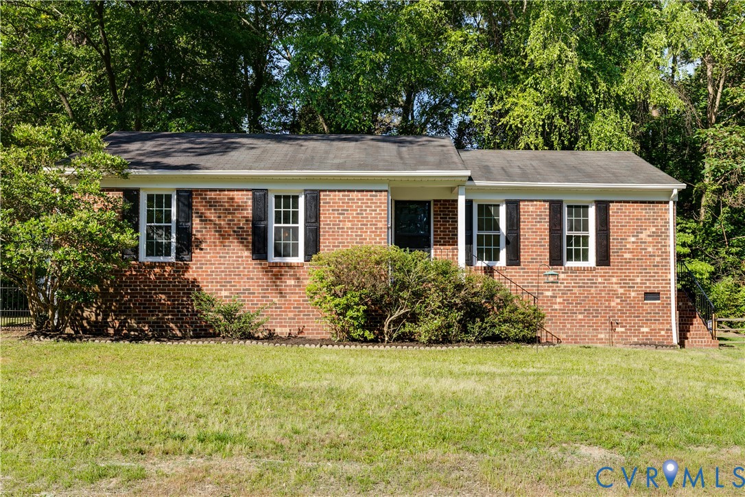 2016 Cedarhurst Dr