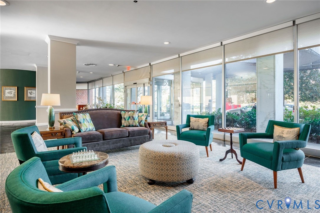 5100 Monument Ave Unit#1103