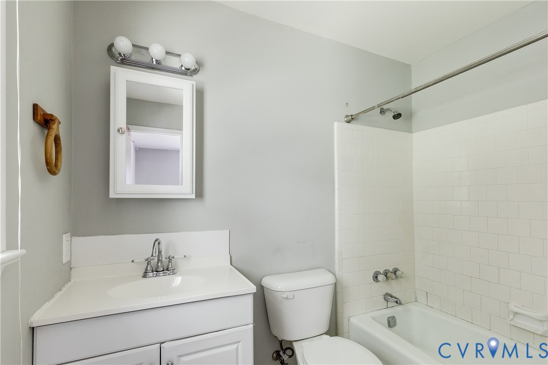 2710 Puckett Ct